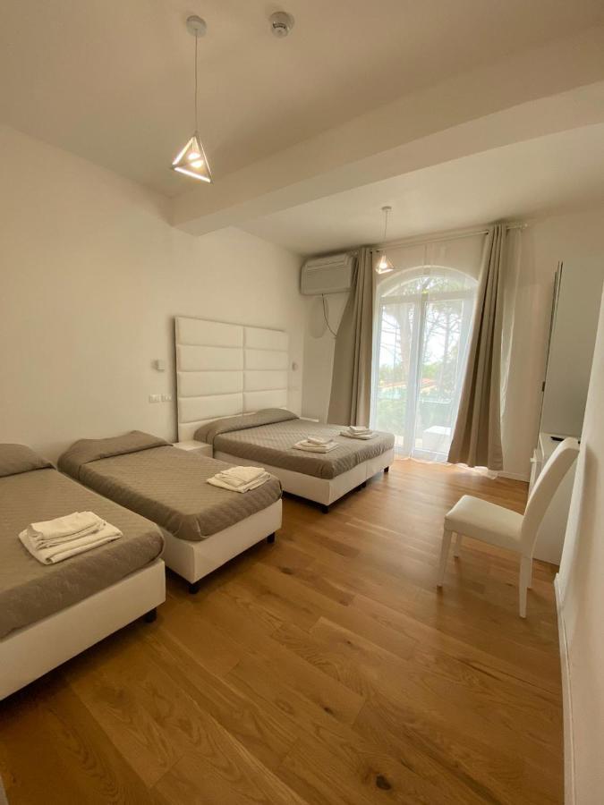 Hotel Artemide Mare Paestum Quarto foto
